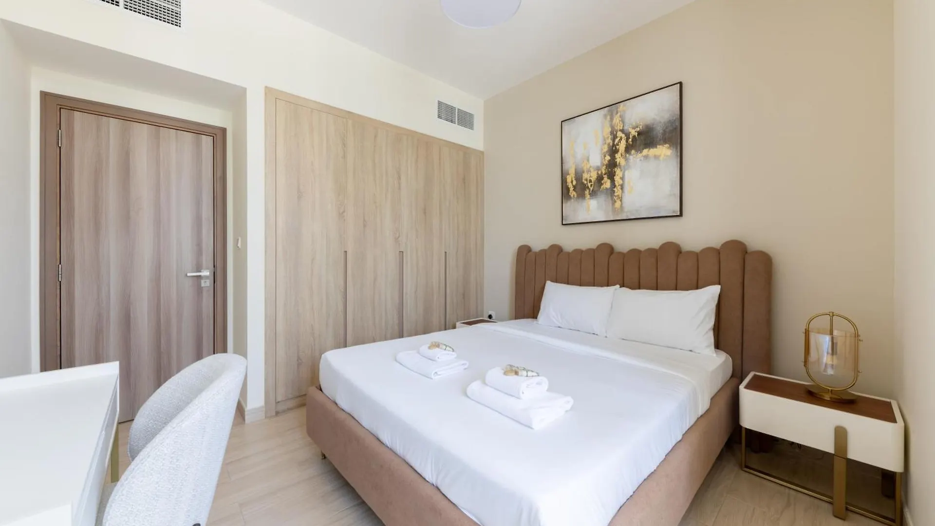 Apartment Brand New, Partial Canal View, Business Bay Dubai