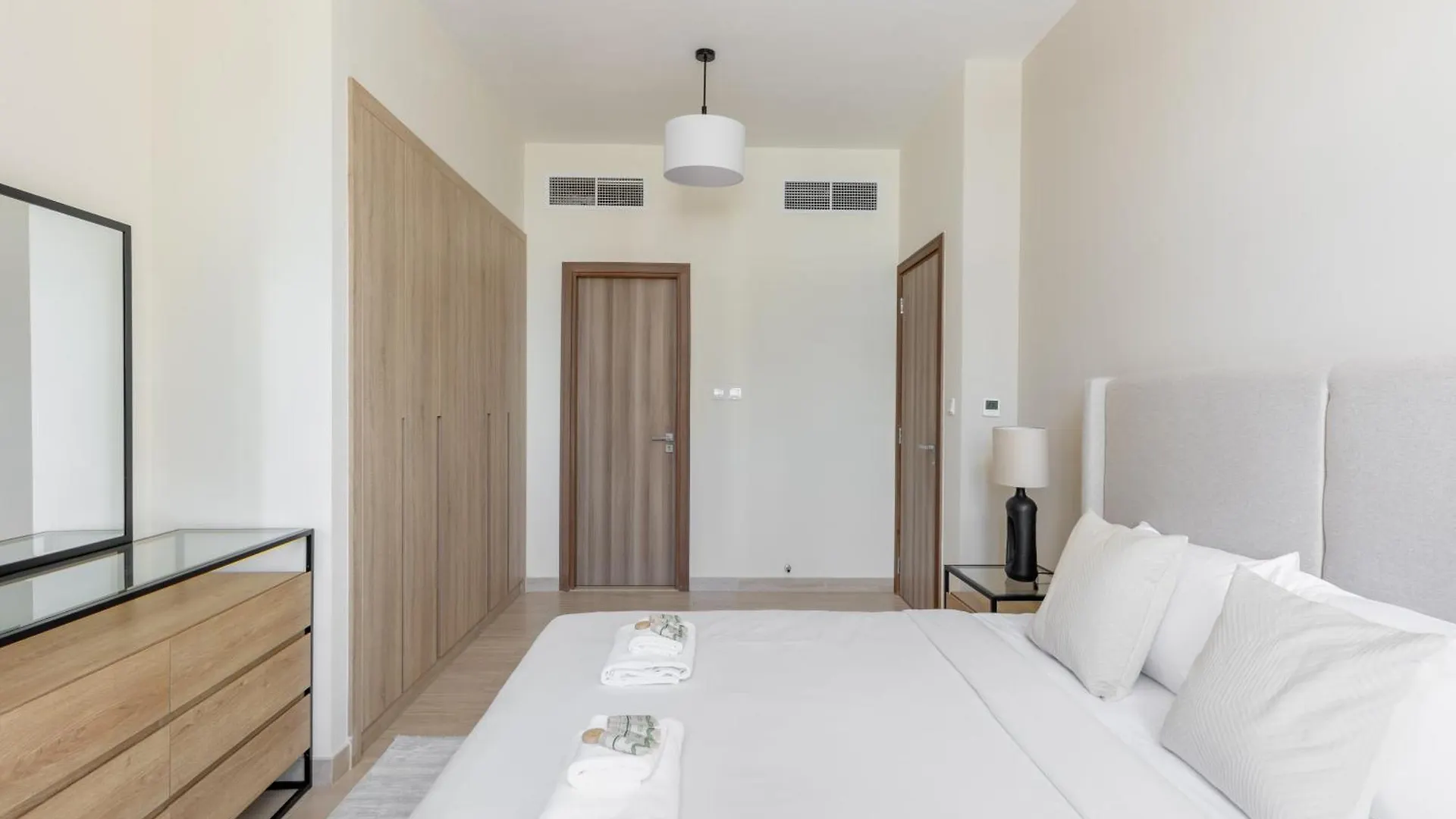 Brand New, Partial Canal View, Business Bay Dubai Apartment