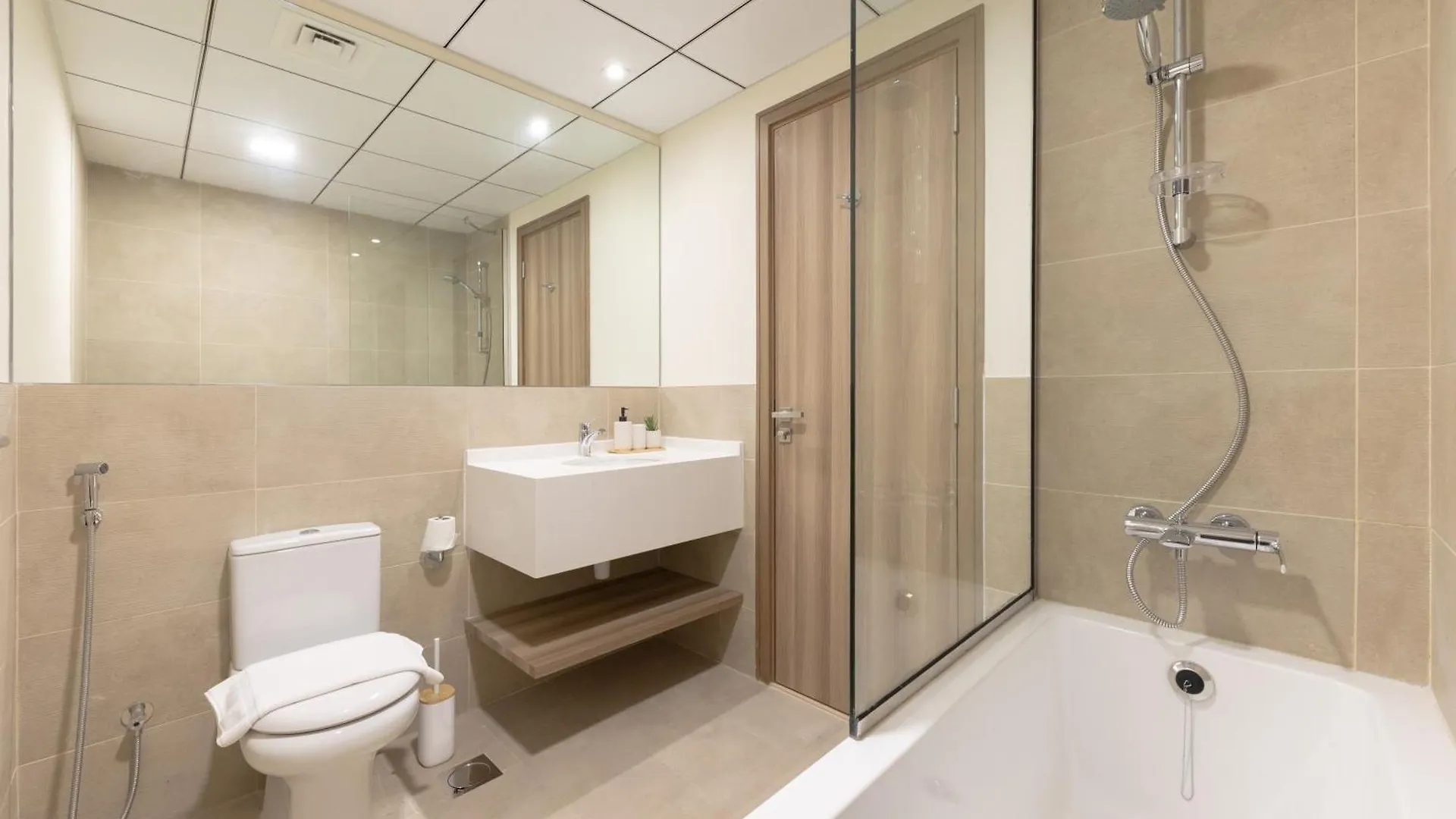 Brand New, Partial Canal View, Business Bay Dubai Apartment